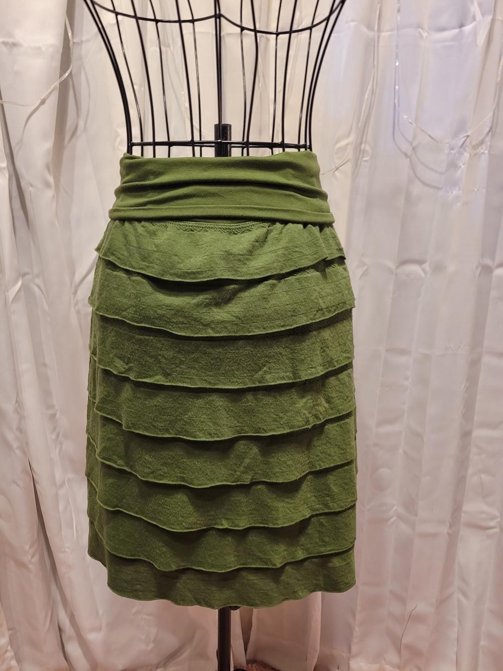 Max Studio Olive Green Tiered A-Line Skirt - Picture 4 of 5
